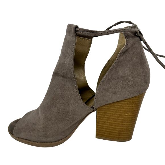 QUPID Madelynn Heeled Booties SZ 9 Peep Toe Tan Suede Strappy Heels Boho Indie - Picture 6 of 16